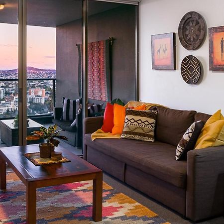African Escape On Level 38 - Balcony With Views Brisbane Kültér fotó